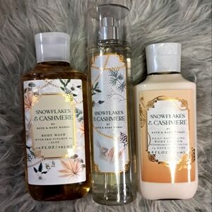 Bath and Body Works Snowflakes & Cashmere Set/3! NWT! ❄️